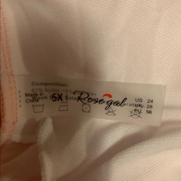 Cold shoulder plus bikini - Picture 5 of 5